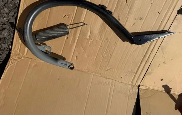 Mercedes-Benz E W212 Tailgate/trunk/boot hinge A2127500328