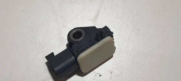 Volvo V70 Airbag deployment crash/impact sensor 31264395
