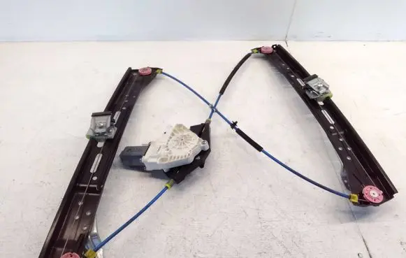 Seat Alhambra (Mk2) Front door window regulator with motor 8K0959802B 7N0837461J