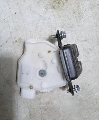 Tailgate/trunk/boot lock/catch/latch