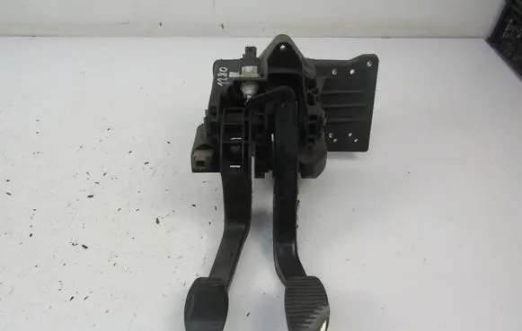 Fiat Doblo Pedal assembly 