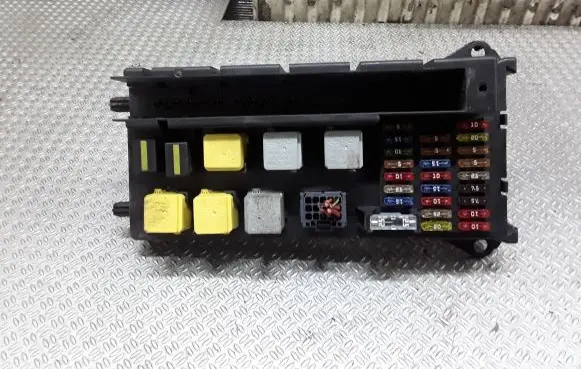 Mercedes-Benz Sprinter W906 Fuse module A9065454301
