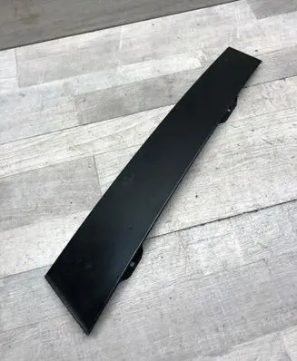 Volkswagen Golf Plus Front door glass trim molding 5M0837902