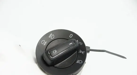 Skoda Octavia Mk3 (5E) Light switch 5E0941431D