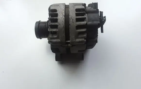 Peugeot Partner Generator/alternator 9810525380