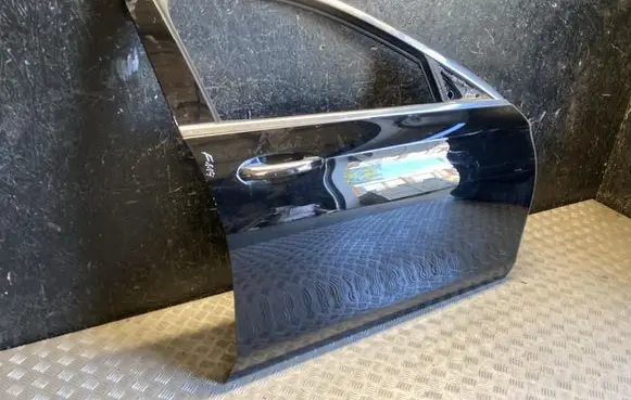 Mercedes-Benz E W213 Front door