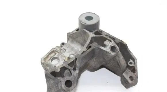 Volvo XC60 Engine mounting bracket 6G926P096