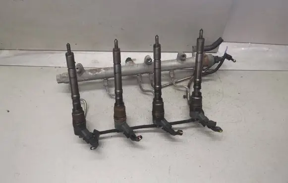Hyundai Santa Fe Fuel injectors set 3380027900 0281002732 3140227010