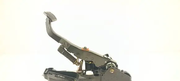 Ford Fusion II Brake pedal DG989F856