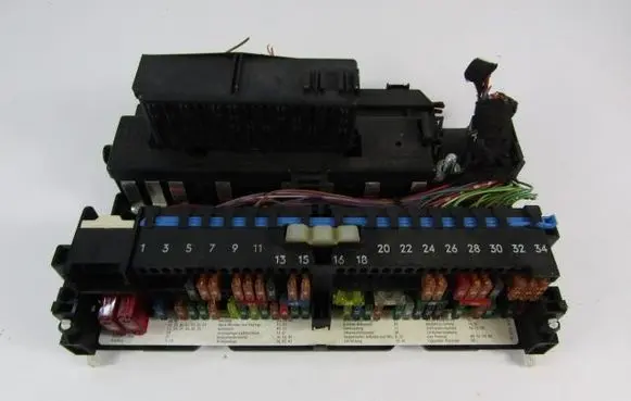 BMW 3 E46 Fuse box set 