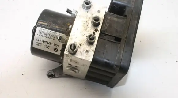 BMW 1 E81 E87 ABS Pump 6791521 6787837