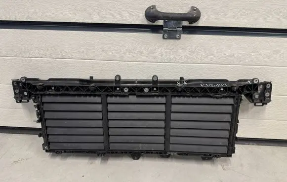 Porsche Cayenne (9Y0 9Y3) Intercooler air channel guide 9Y0806255FKPD149