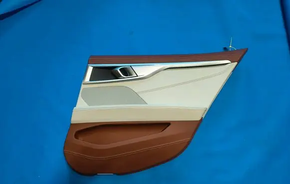 BMW 8 G16 Coupe rear side trim panel 