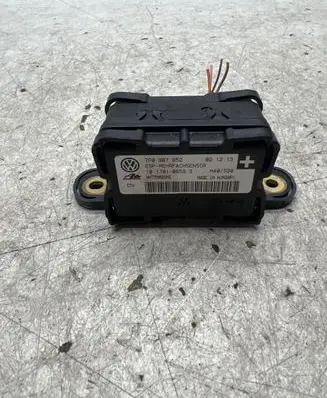 Volkswagen Touareg II ESP acceleration yaw rate sensor 7P0907652 10170106593 HH73M02QNQ