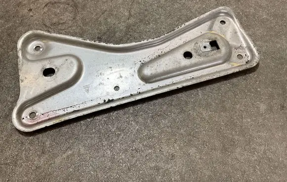 Audi E-tron GT Other under body part 9J1407129E 14723