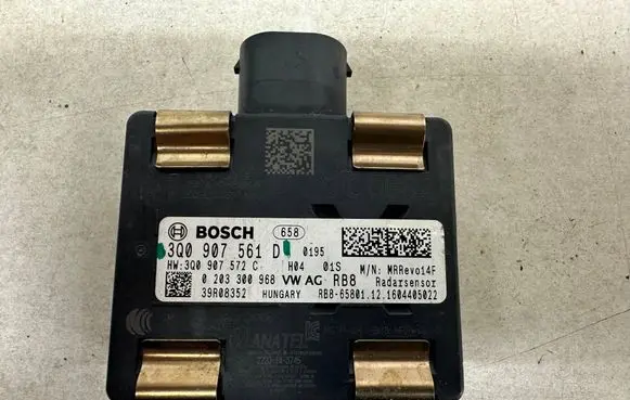 Volkswagen PASSAT B8 Distronic sensor radar 3Q0907561D 3Q0907561 3Q0.907.561.D