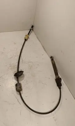 Gear shift cable linkage