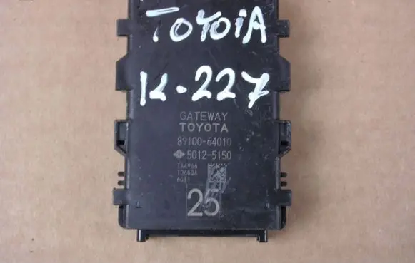 Toyota Verso Other control units/modules 8910064010