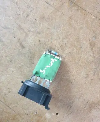 Smart ForFour I Heater blower motor/fan resistor 2R15K K27KK74K