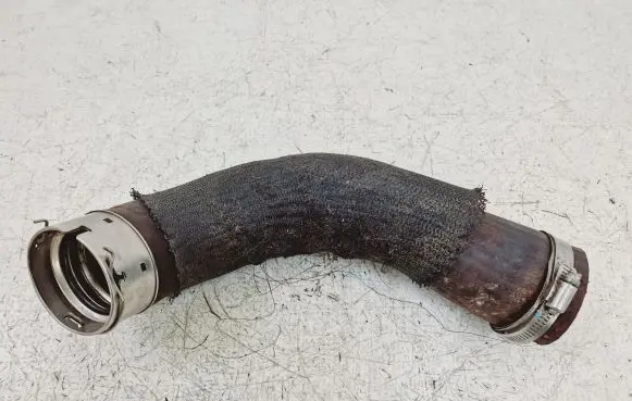 Ford Escape IV Intercooler hose/pipe 4620414 39586047