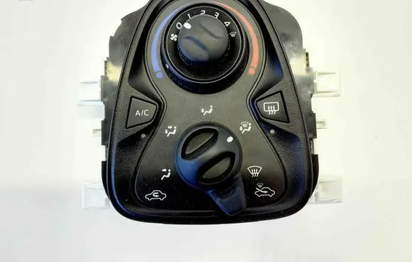 Toyota Aygo AB40 Interior fan control switch 