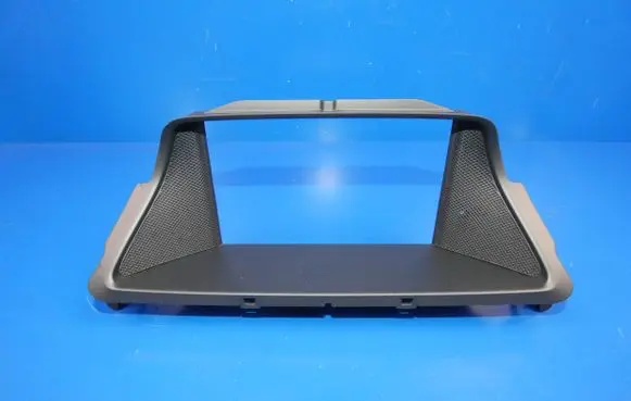 Mercedes-Benz CLS C218 X218 Radio/GPS head unit trim A2186800136 9029400