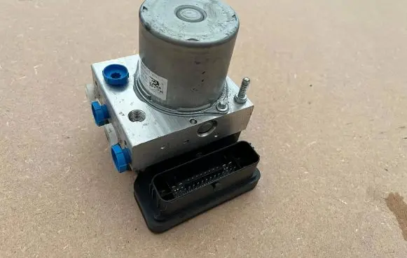 Mercedes-Benz A W177 ABS Pump A1779006714