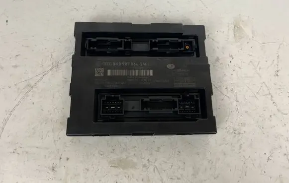 Audi A4 S4 B8 8K Comfort/convenience module 8K0907064M 8K0907064FM 5DK00991927