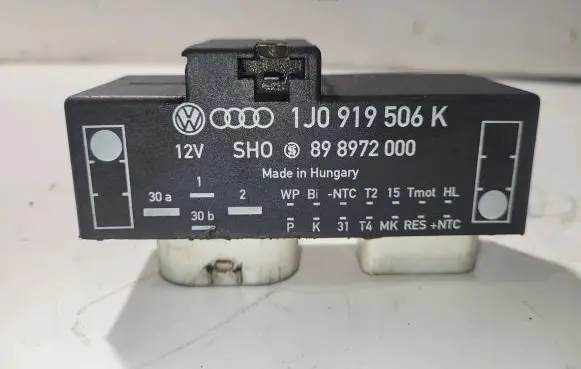 Seat Leon (1M) Coolant fan relay 1J0919506K 898972000