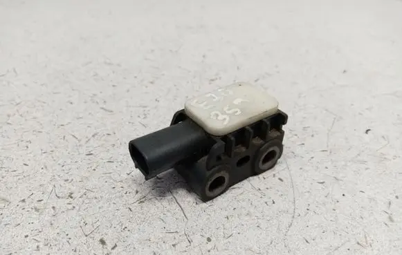 BMW X5M E70 Airbag deployment crash/impact sensor 9152262 65779152262 65773448086