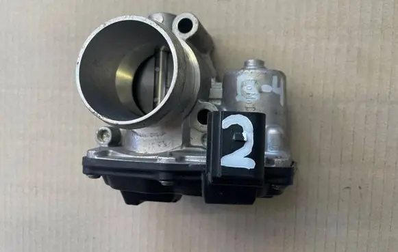 Ford B-MAX Throttle valve 50989002