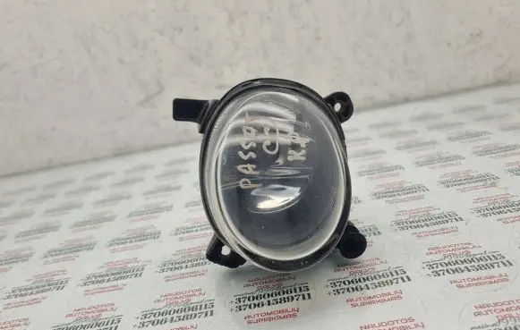 Volkswagen PASSAT CC Front fog light 8T0941699E