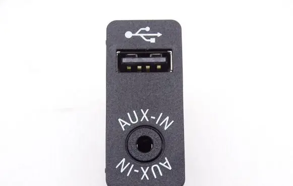 BMW 4 F32 F33 AUX in-socket connector 9229246