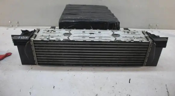 BMW 1 F20 F21 Intercooler radiator 7600532 15272311 M151646E
