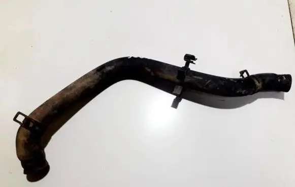 Volkswagen PASSAT B3 Engine coolant pipe/hose