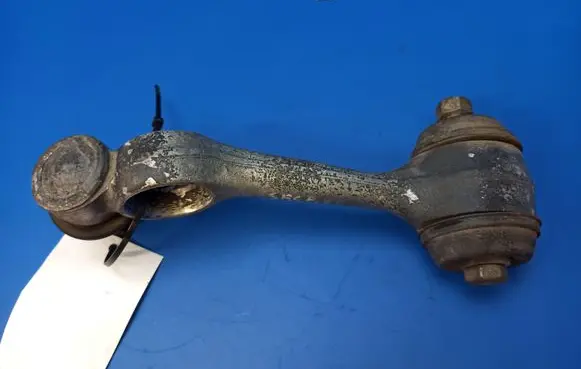 Mercedes-Benz 380 560SEC C126 Front lower control arm/wishbone 1263300607
