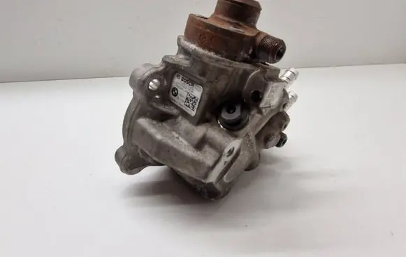 BMW 5 F10 F11 Fuel injection high pressure pump 7823463 0445010634 120414