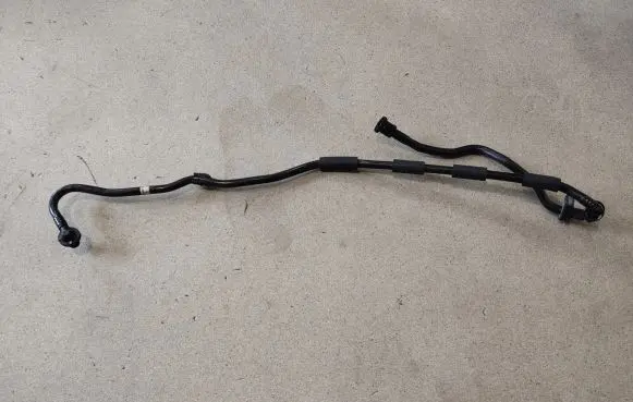 BMW 4 F36 Gran coupe Vacuum line/pipe/hose 7601031