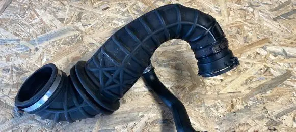 Ford Connect Air intake hose/pipe