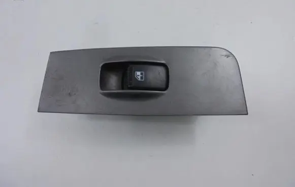 Hyundai Matrix Electric window control switch 93580-17500