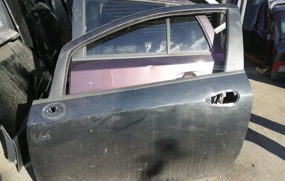 Door (2 Door Coupe)