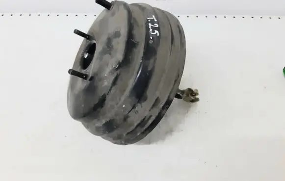 Honda CR-V Brake booster