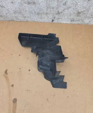 Land Rover Range Rover Sport L494 Intercooler air guide/duct channel DK62831AA
