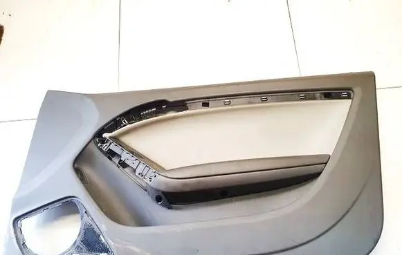 Audi A5 8T 8F Front door card panel trim 8t1867106