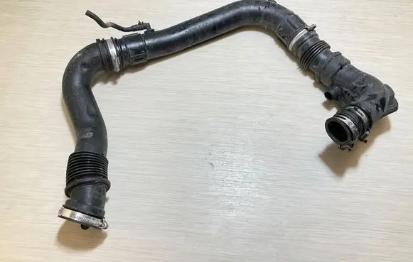 Ford Fiesta Intercooler hose/pipe CV616C784