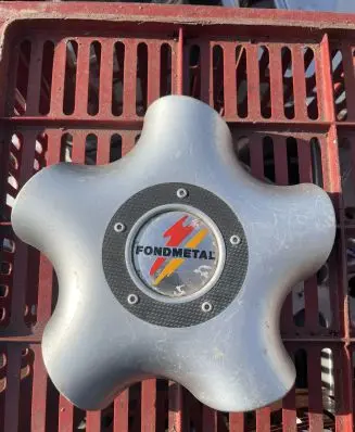Mitsubishi Galant Non-original wheel cap FONDMETAL TECH1