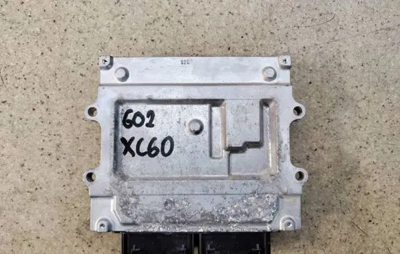 Volvo XC60 Engine control unit/module 3224200533A 32242005