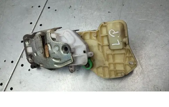 Honda Civic Front door lock