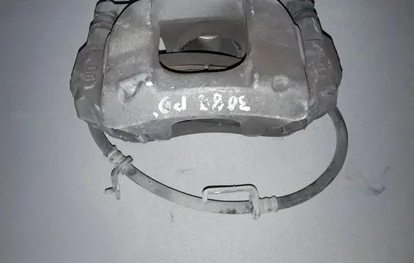Toyota Auris E180 Front brake caliper 4773002361