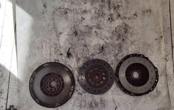 BMW 5 E39 Clutch set kit